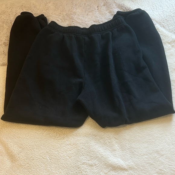 Aerie Black Relaxed Fit Pants - Picture 4 of 4